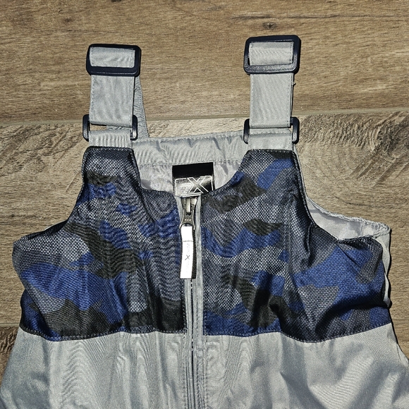 Toddler Boy Fall/Winter Bundle - 2T❄️ 6 Pieces - Picture 8 of 16